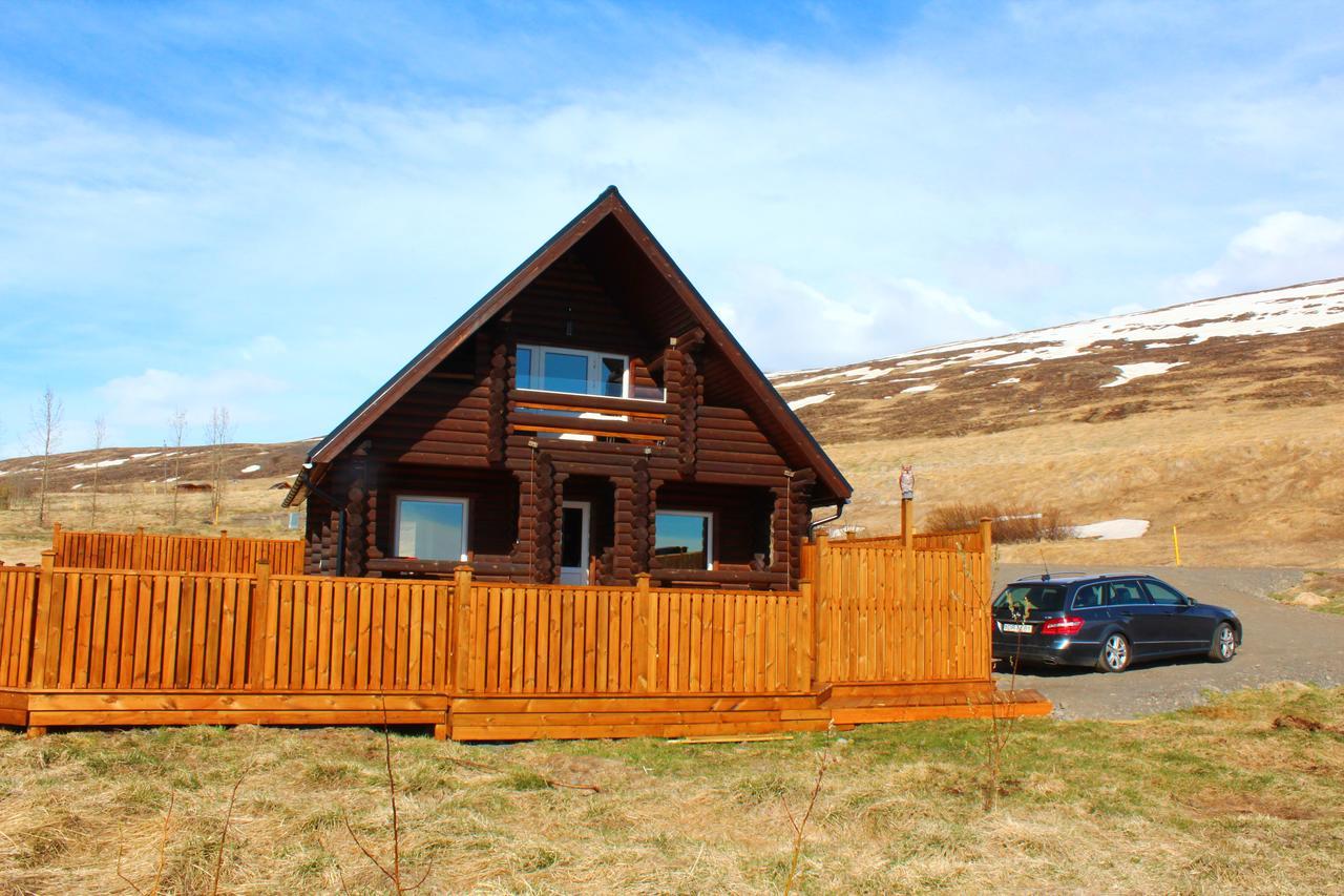 Akureyri Log Cottage Екстериор снимка